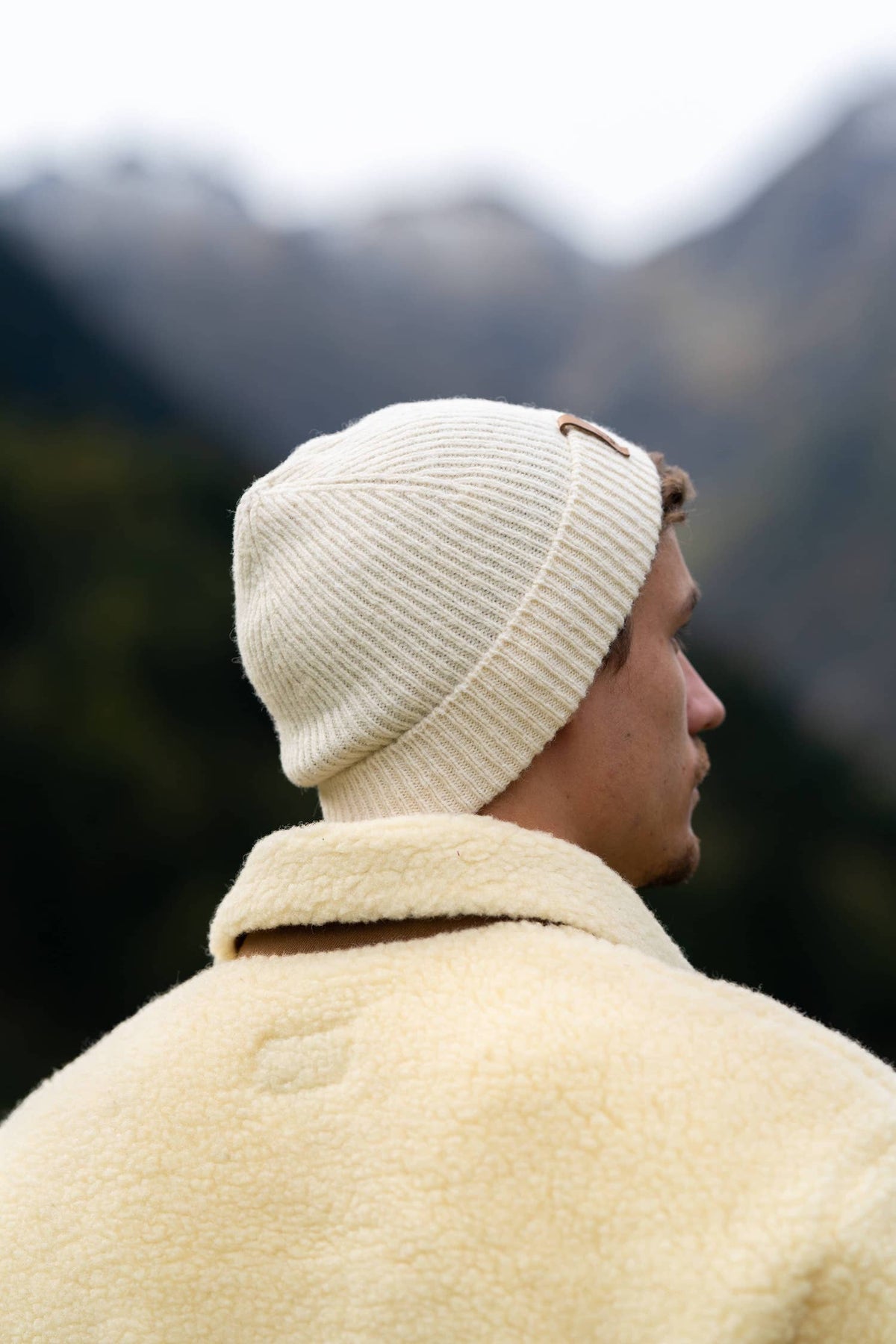 bonnet homme éthique et responsable, écru blanc, en laine des Pyrénées et coton recyclé ♻️, made in France 🇫🇷, maison izard