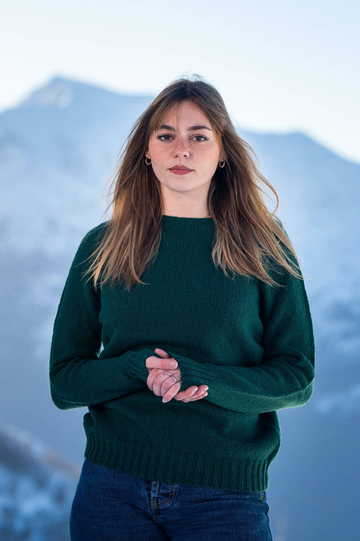 pull éthique femme col rond, coupe oversize, manches marteaux, vert sapin, en laine des Pyrénées et coton recyclé, made in France, maison izard